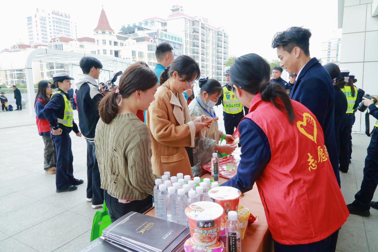 1770263547376442 HJC888黄金城·(中国集团)官网